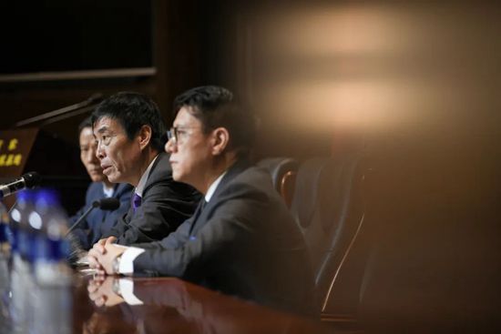 阎盼盼
