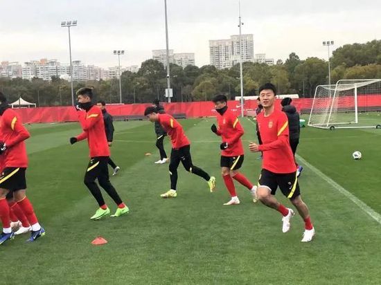 a级国产乱理伦片在线观看a
