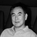 岳两条雪白大